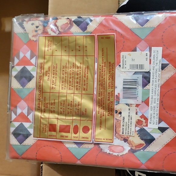 vintage NIP SQUARE VINYL POLYESTER TABLE CLOTH WITH FLANNEL BACK - Picture 4 of 5